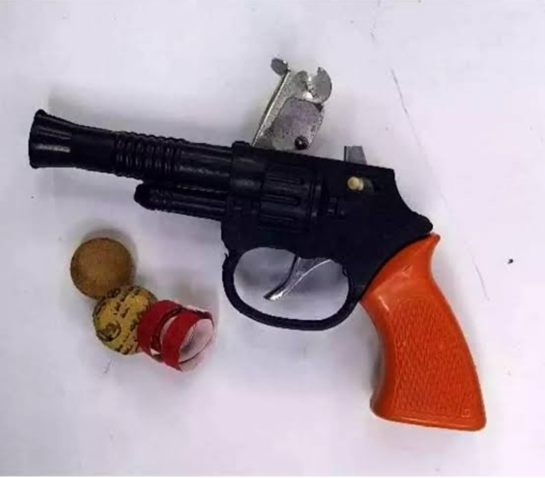 kronline Crackers Roll Cap Gun